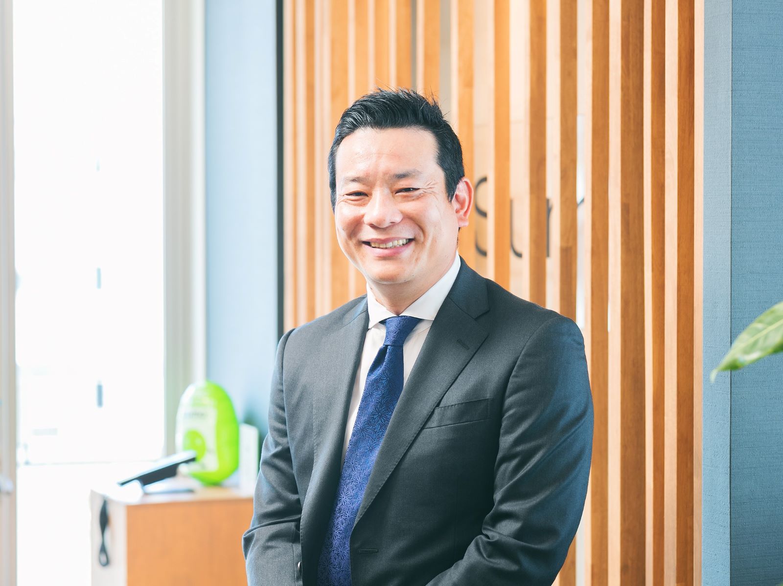 営業以外の賞賛する場所を設けることで、会社の離職率が大幅に改善しました。